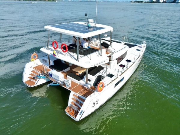Lagoon 52 F | Sea Warriors