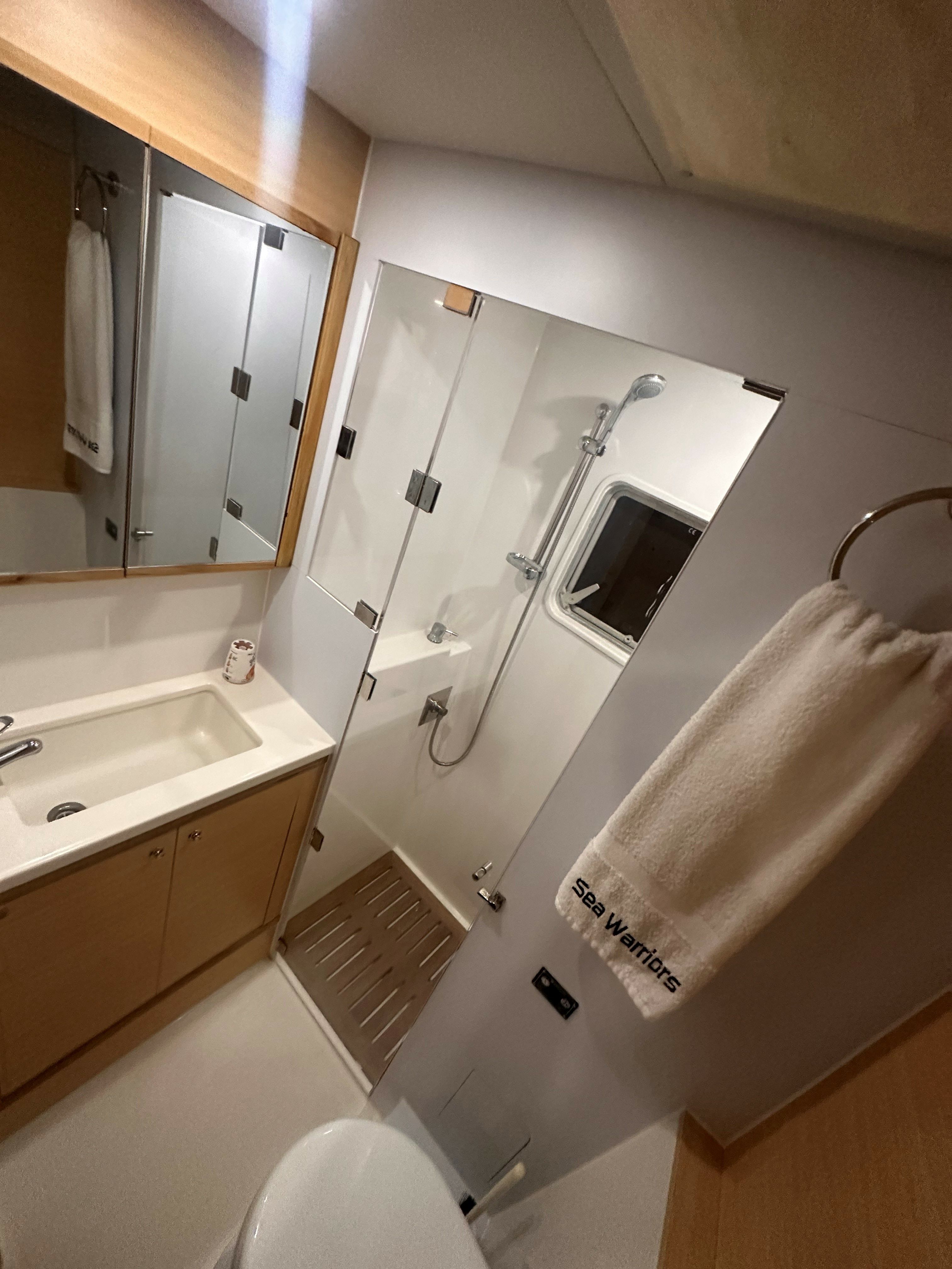 Lagoon 52 F | Sea Warriors