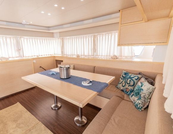 Lagoon 52 F | Sea Warriors