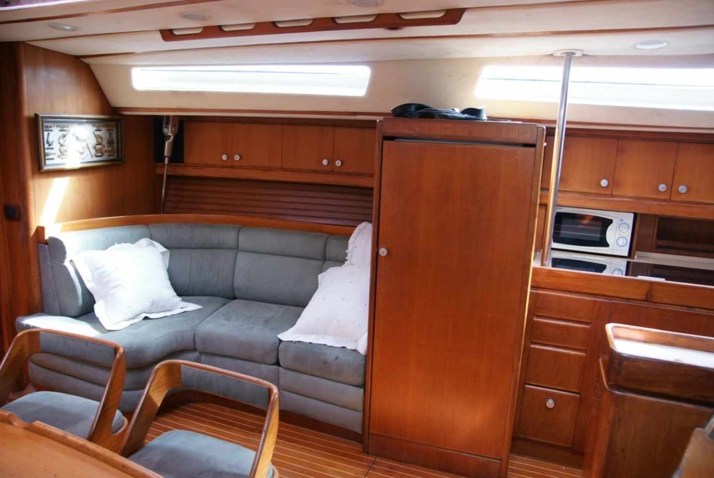 Centurion 61 | Peggy Cuarto