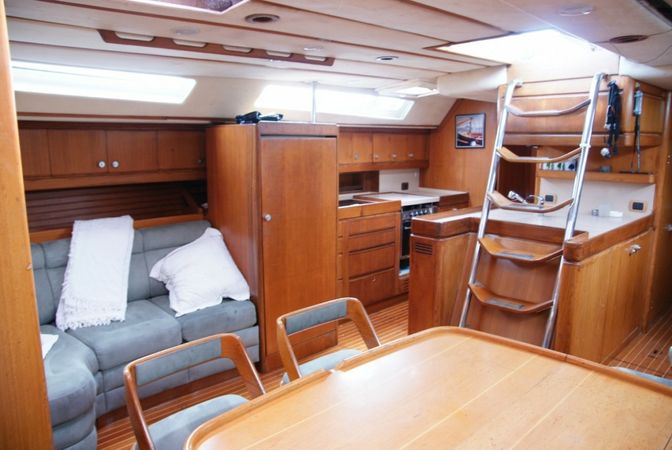 Centurion 61 | Peggy Cuarto