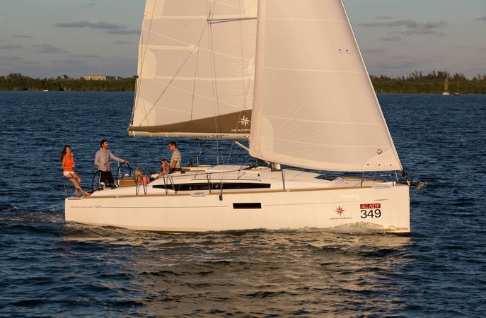 Jeanneau Sun Odyssey 349 | Coyote