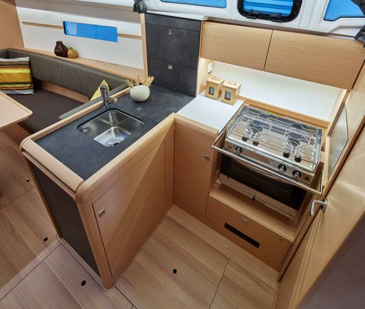 Jeanneau Sun Odyssey 349 | Coyote