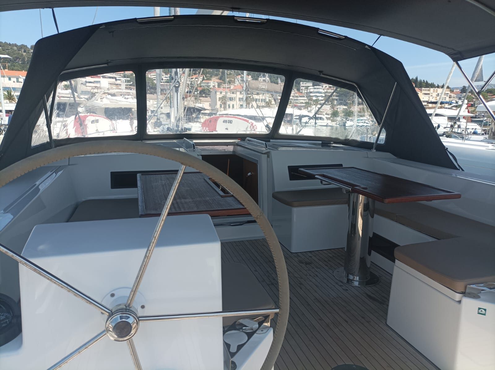 Bavaria C50 | Roza Deflores 2