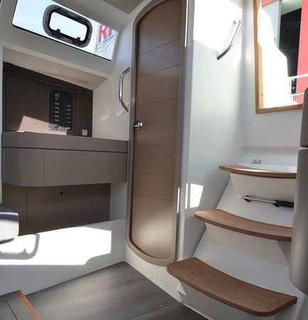 RM 890+ | Shore Line