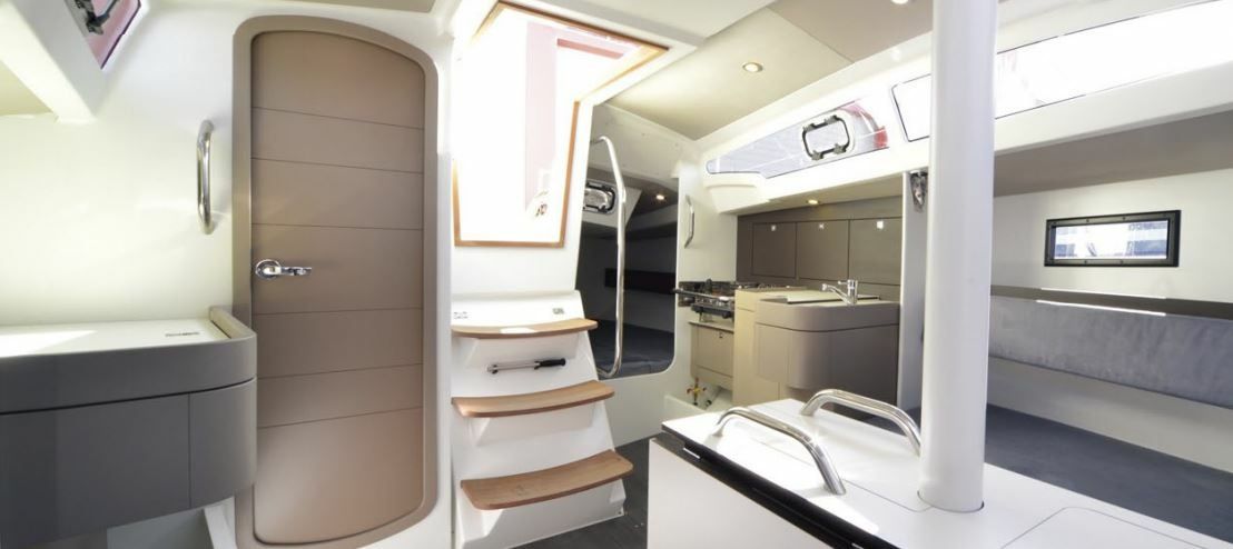 RM 890+ | Shore Line