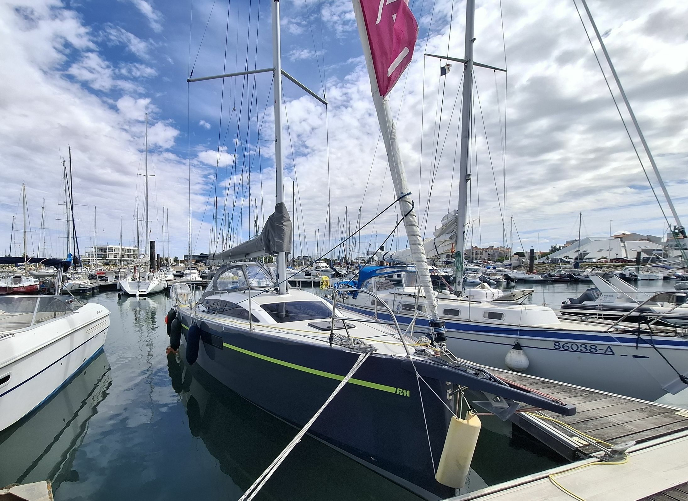 RM 890+ | Shore Line