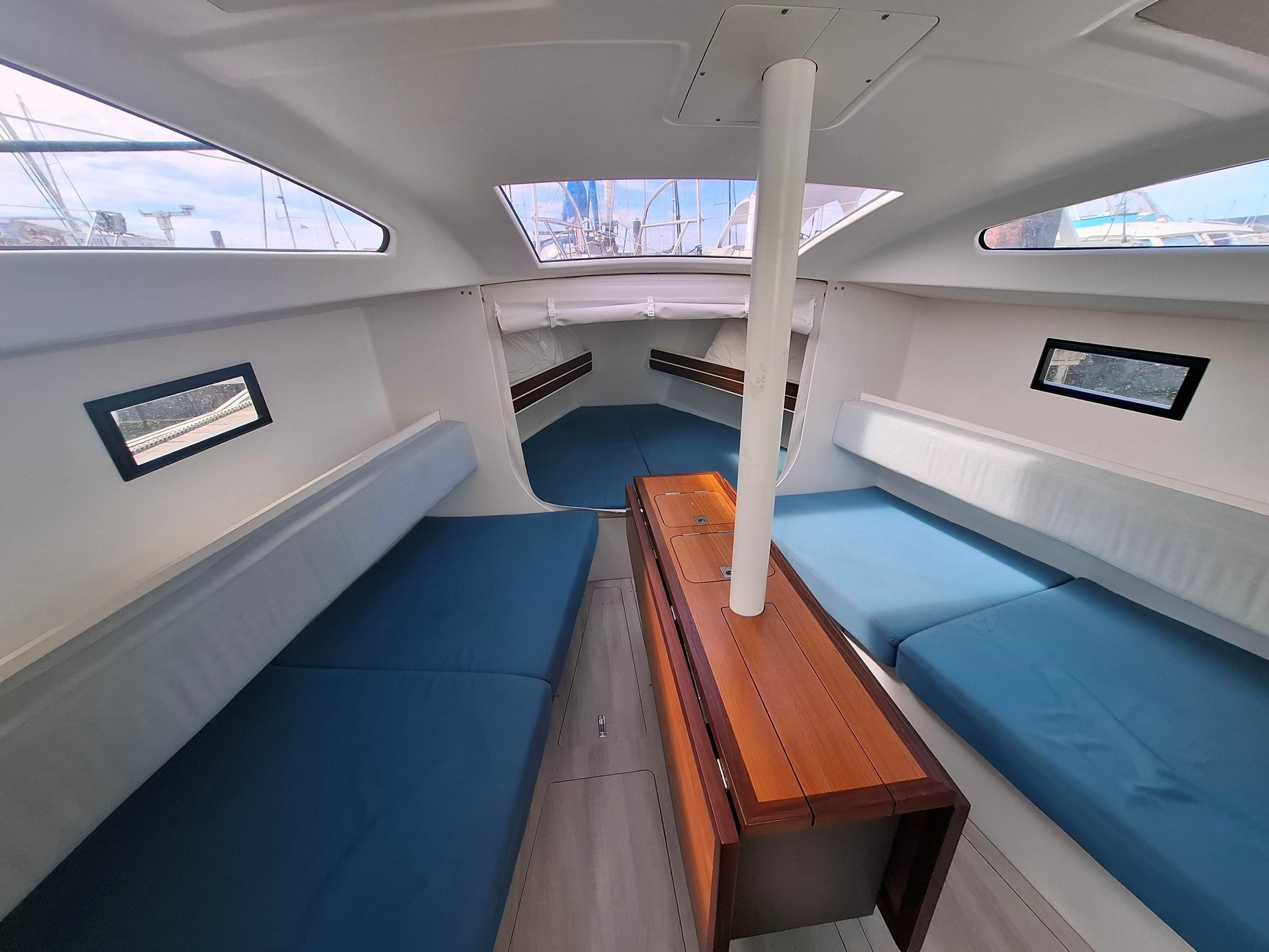 RM 890+ | Shore Line