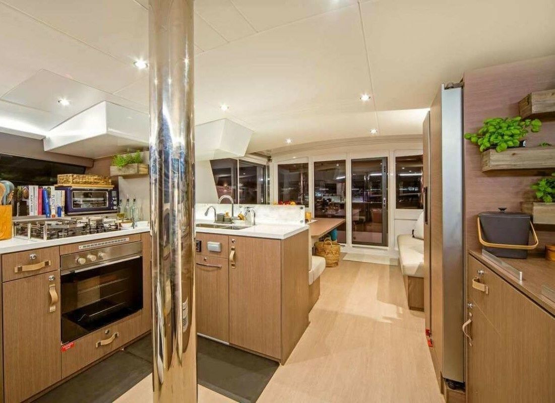 Bali 4.8 | Interlude