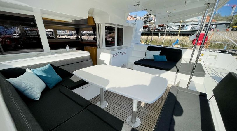 Lagoon 450 F | Snitram