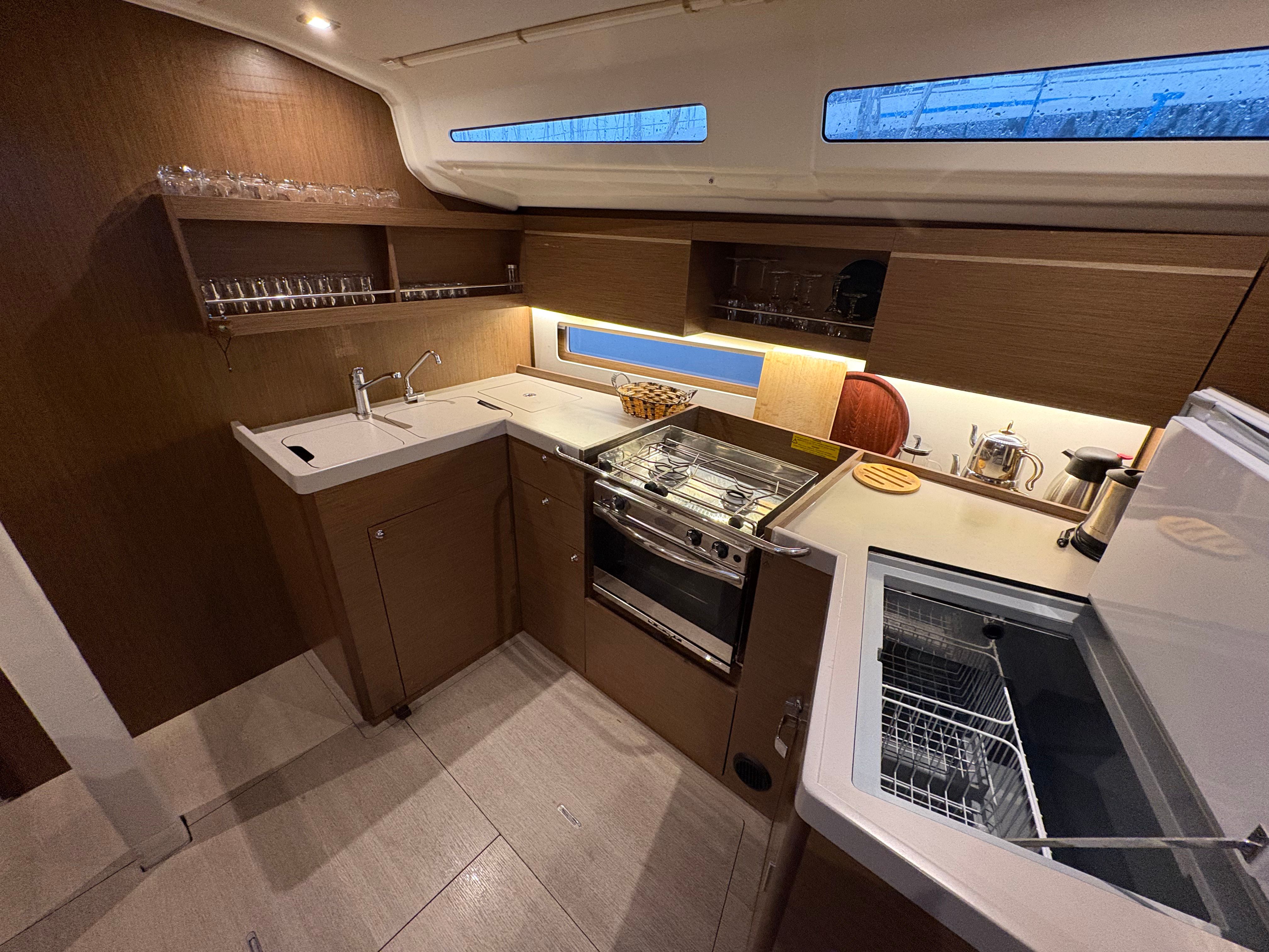 Beneteau Oceanis 40.1 | Noi