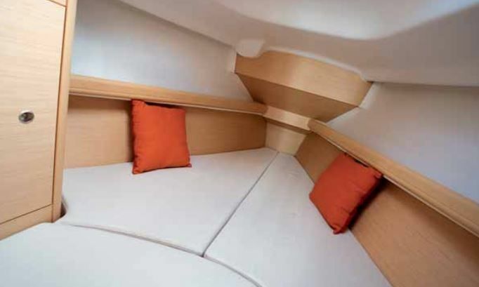 Beneteau First 31.7 | Equateur