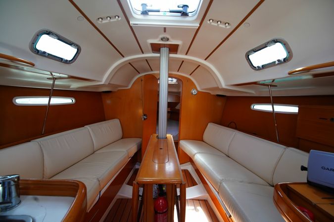 Beneteau First 31.7 | Equateur 2
