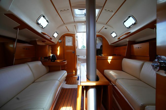 Beneteau First 31.7 | Equateur 2