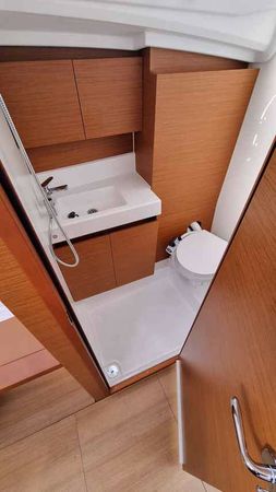 Jeanneau Sun Odyssey 380 | Bella Mia