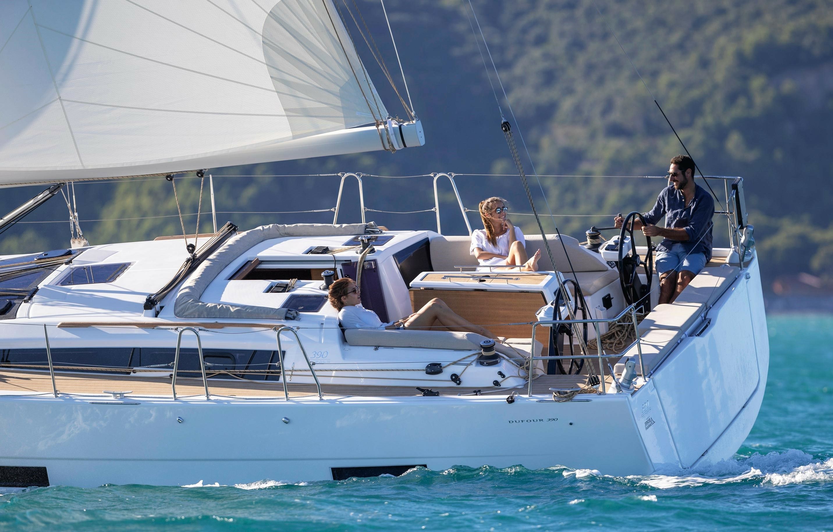 Dufour 390 | Revaya