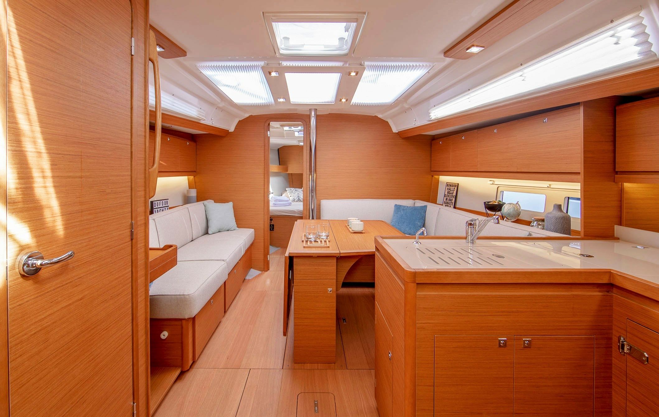 Dufour 390 | Revaya