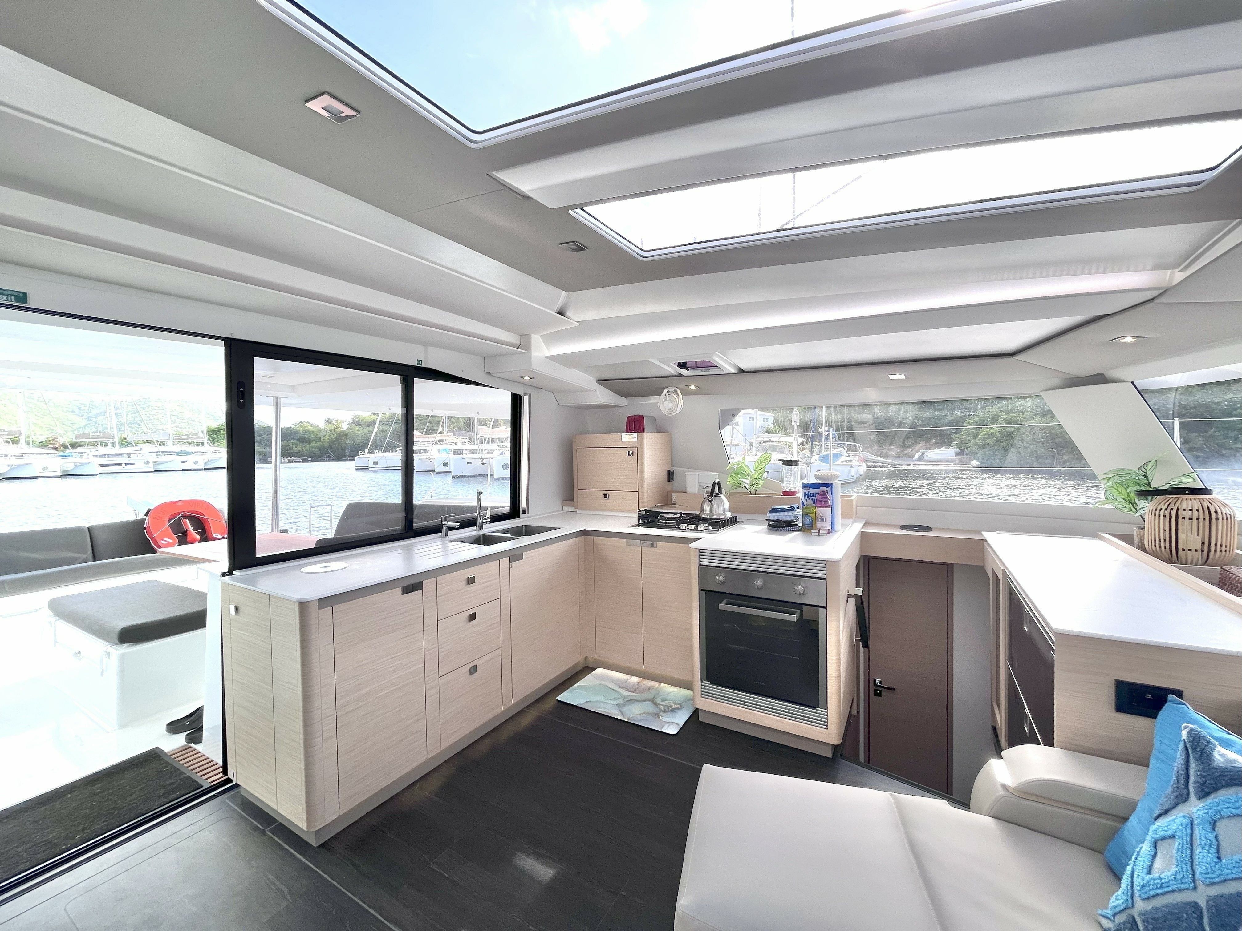 Fountaine Pajot Tanna 47 | Blue Vibes