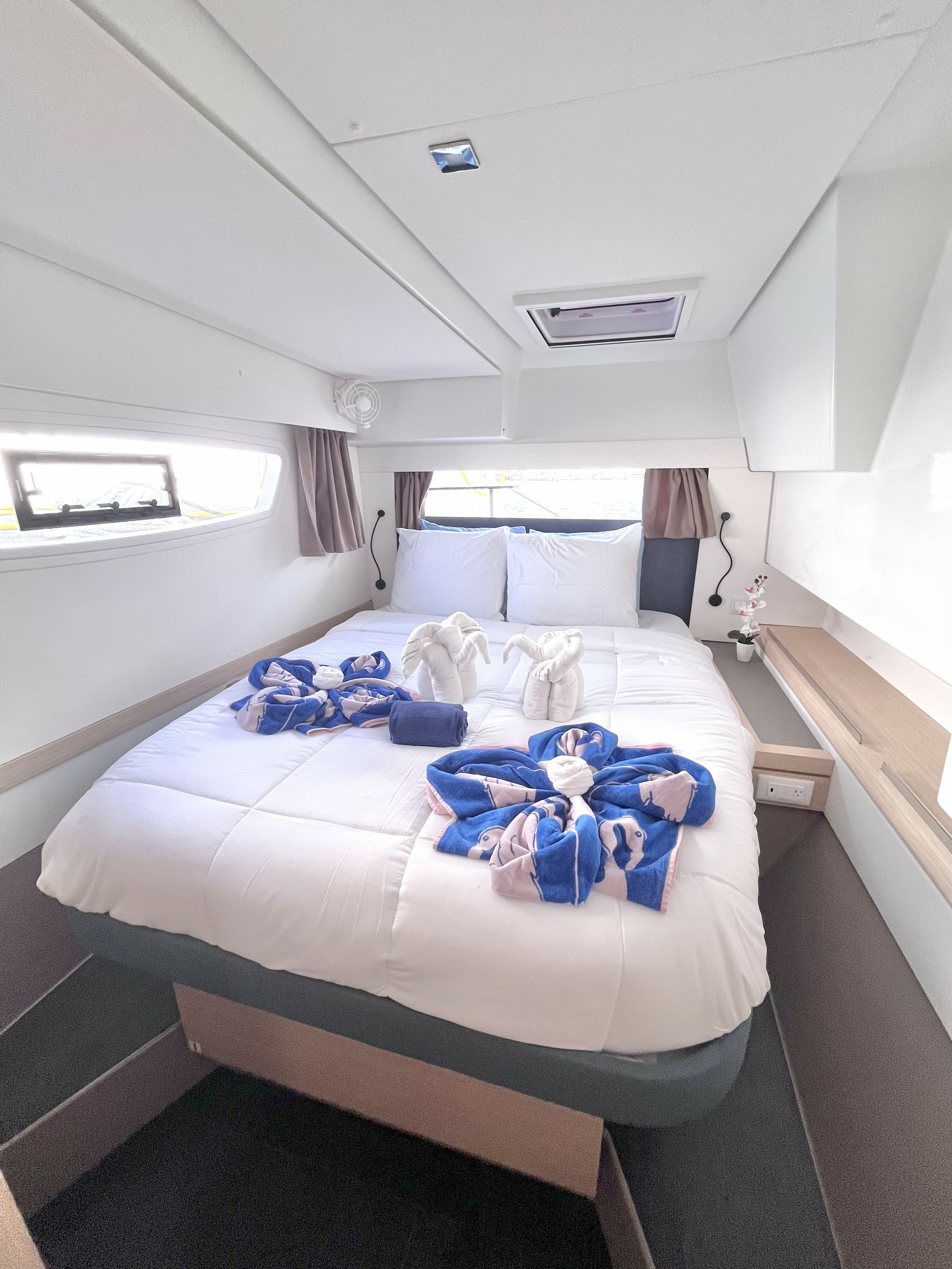 Fountaine Pajot Tanna 47 | Blue Vibes