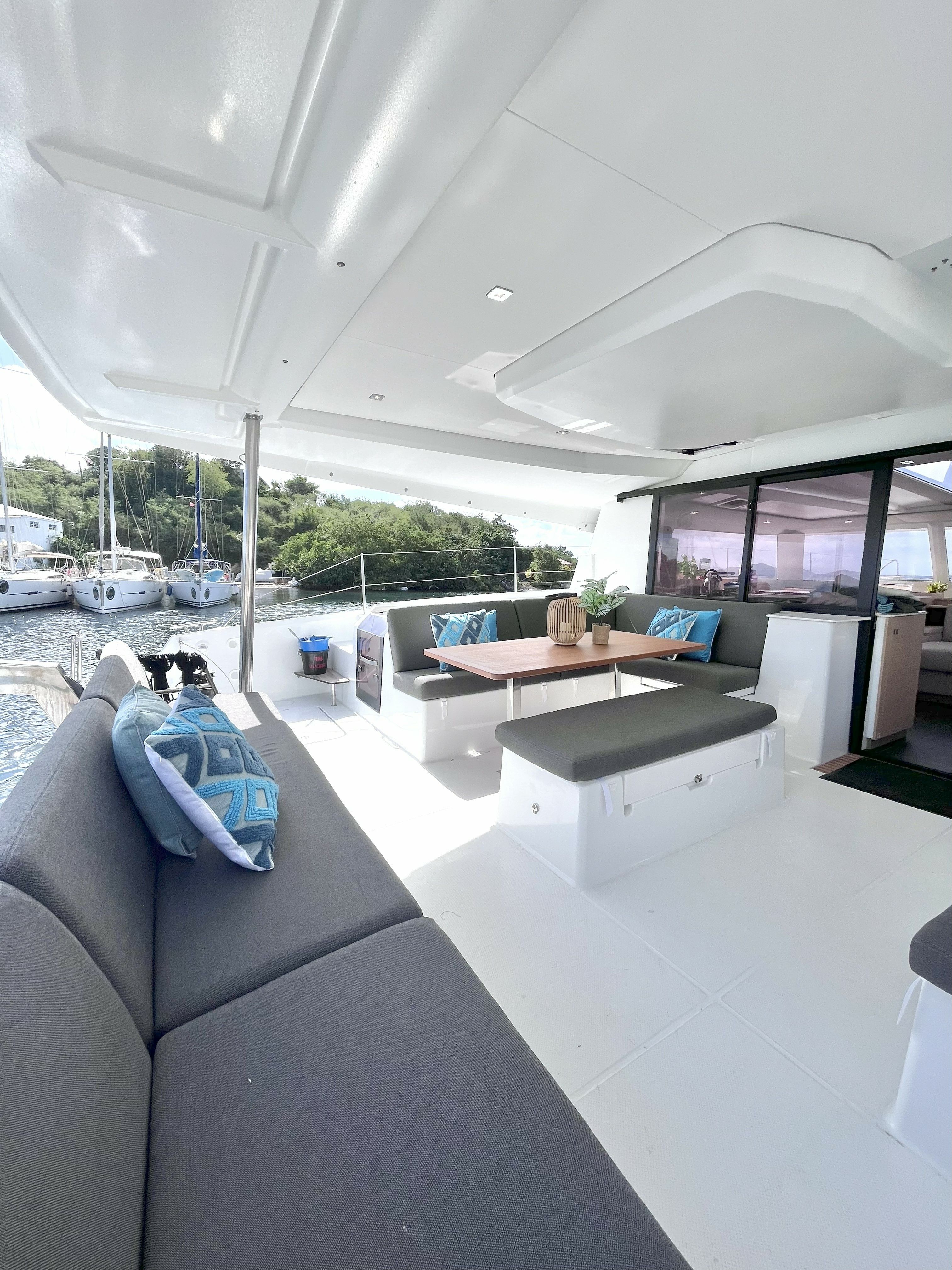 Fountaine Pajot Tanna 47 | Blue Vibes
