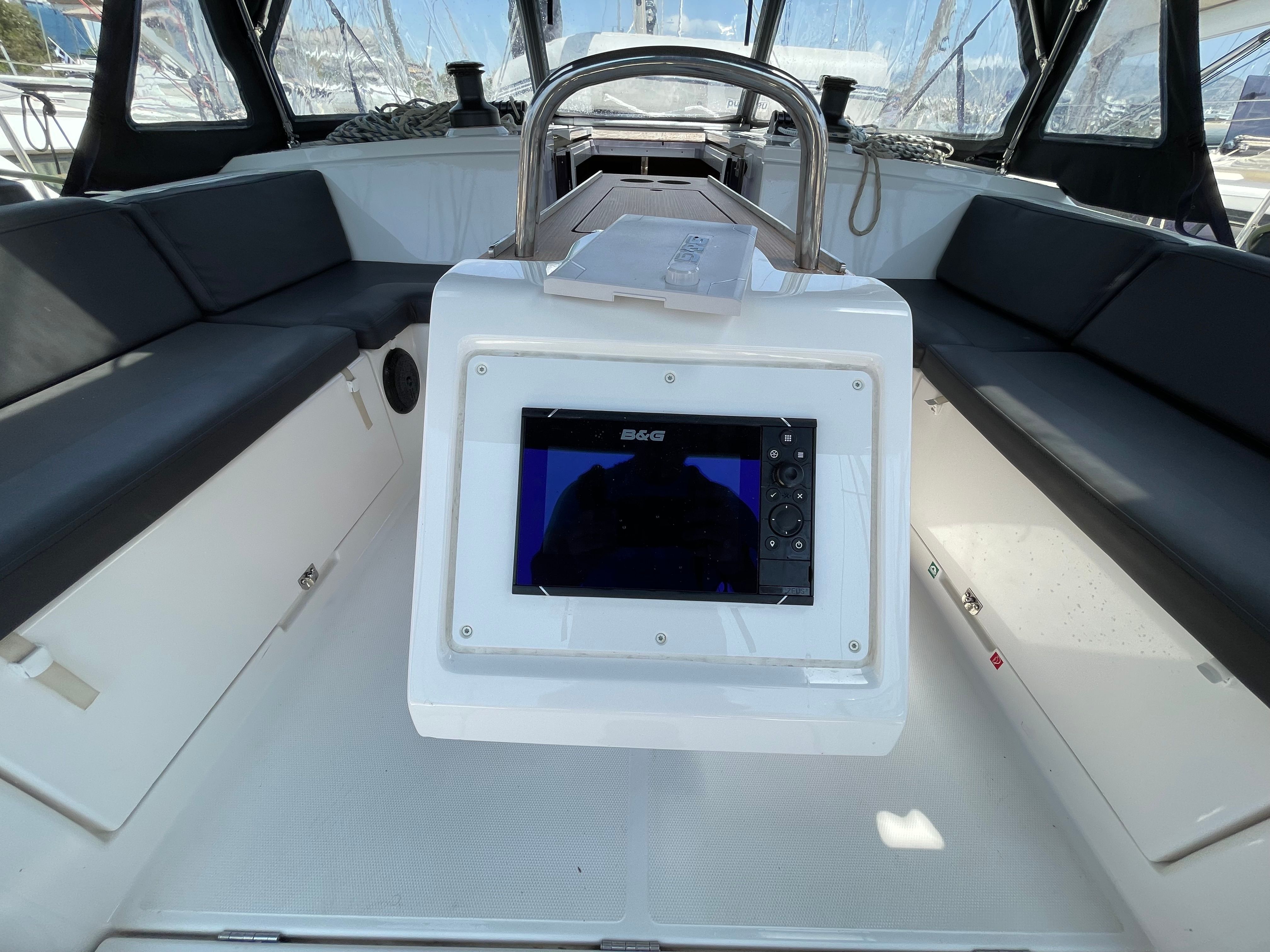 Bavaria C42 | Maia