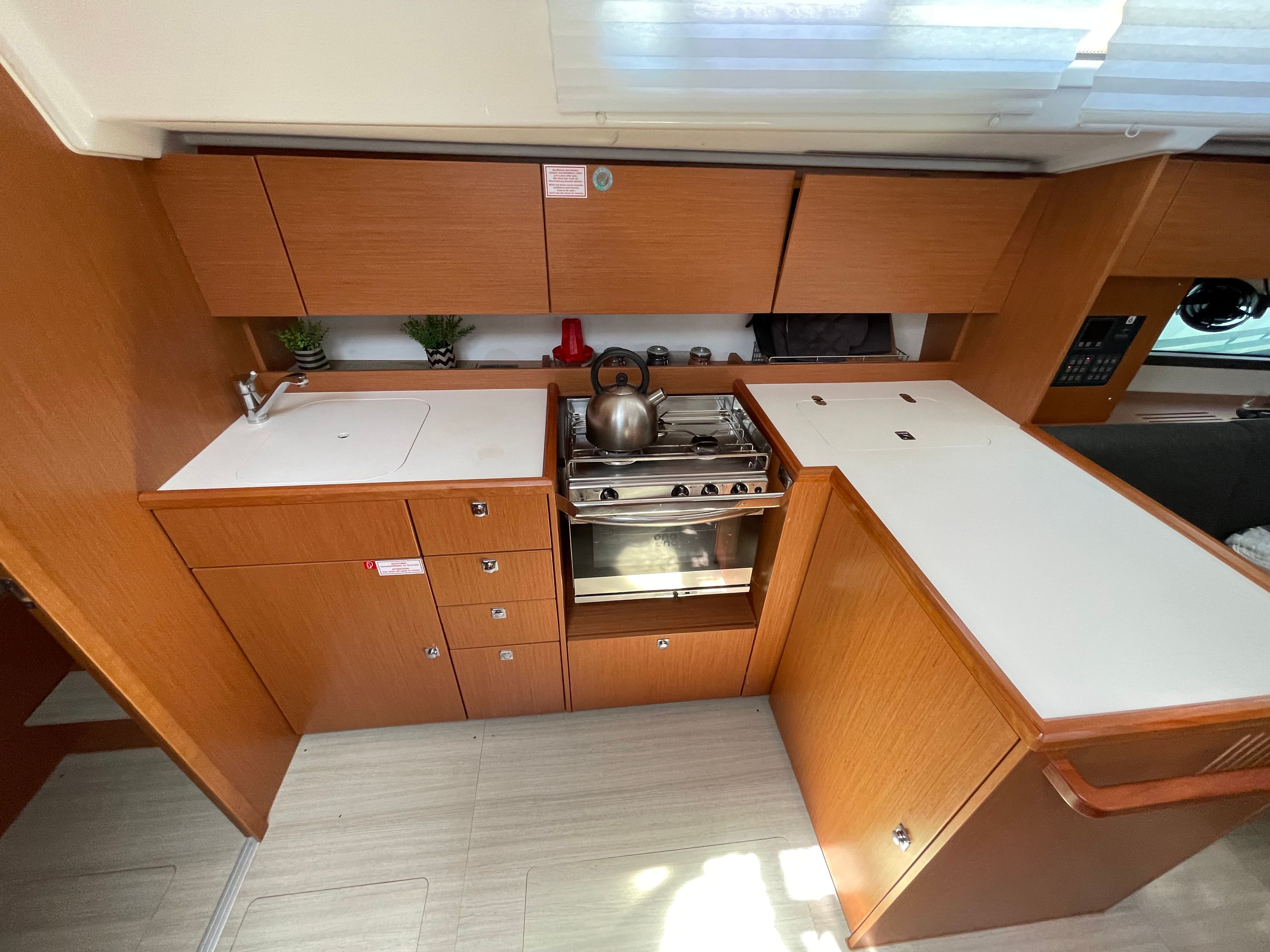Bavaria C42 | Maia