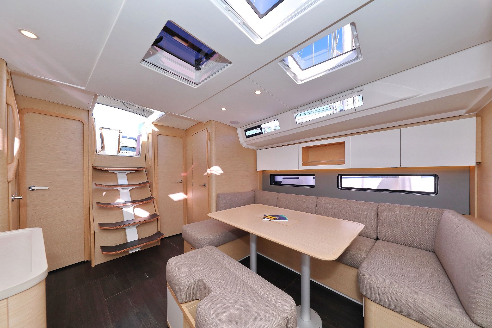 Dufour 41 | Wild Rose