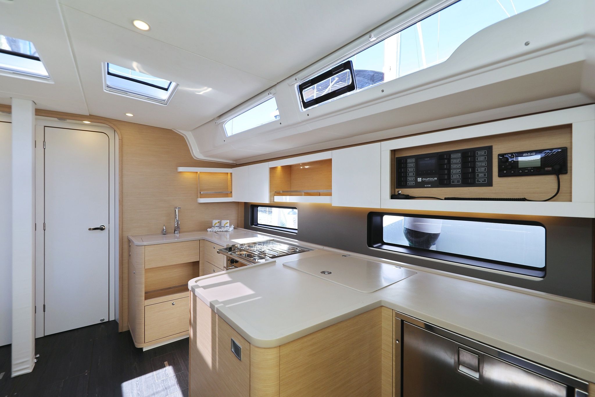 Dufour 44 | Full Moon