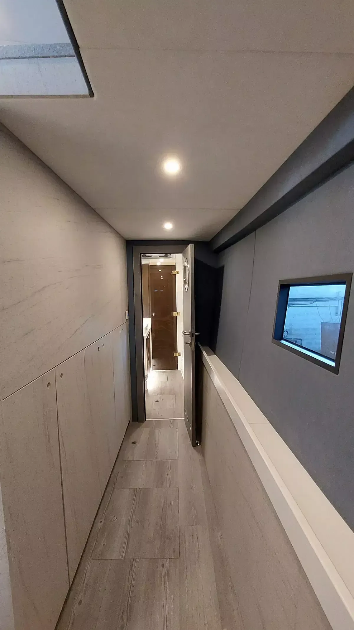 Luna 47 Power | Turquoise