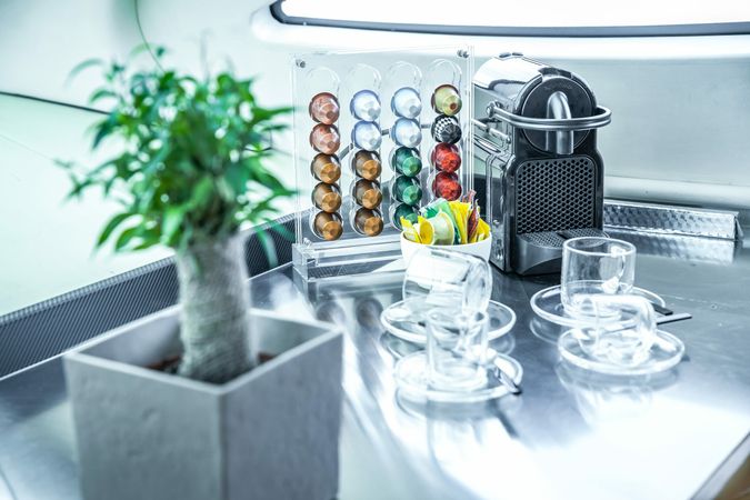 Aicon 64 | Summer Therapy