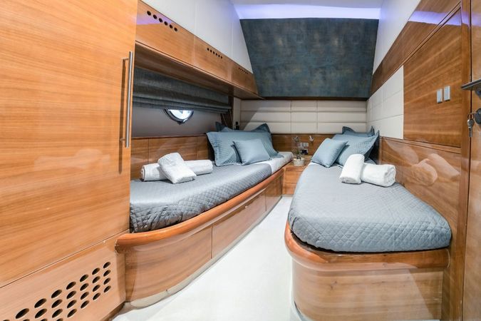 Aicon 64 | Summer Therapy