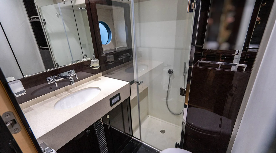Sunseeker 68 | New Page