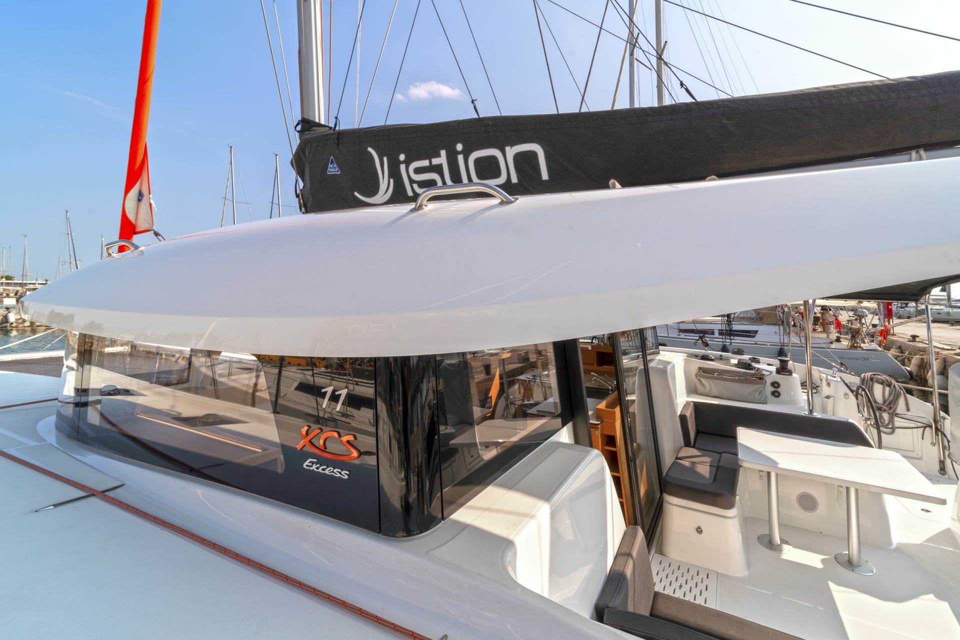 Excess 11 | One Kiss