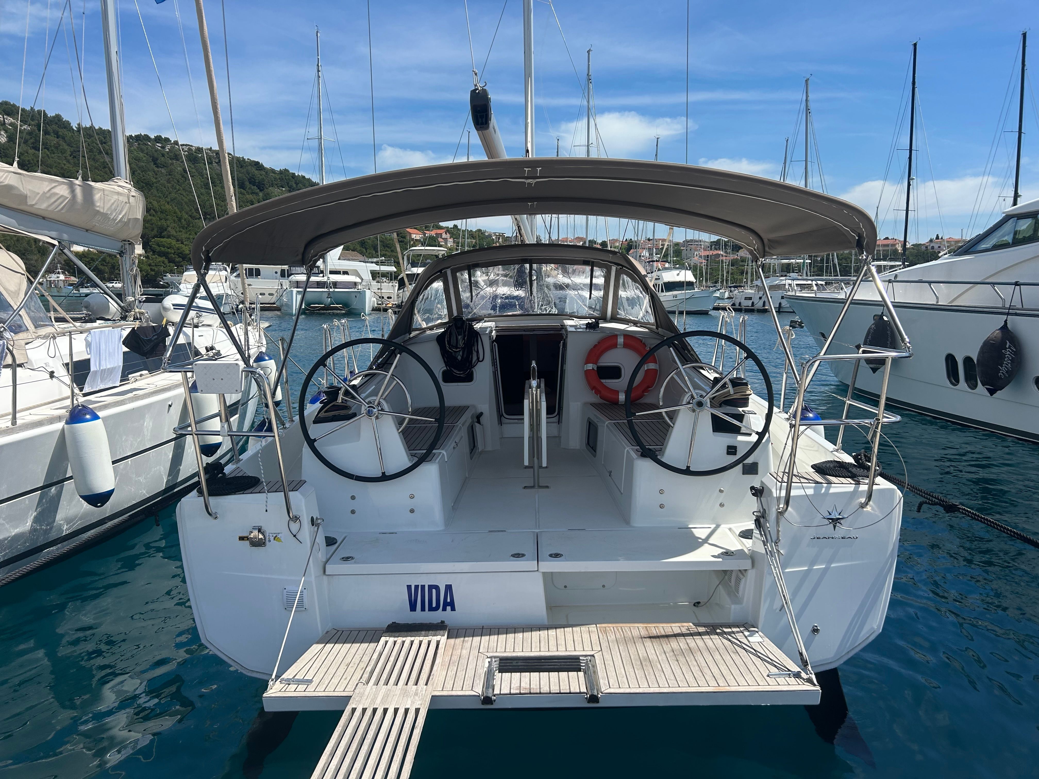 Jeanneau Sun Odyssey 380 | Vida