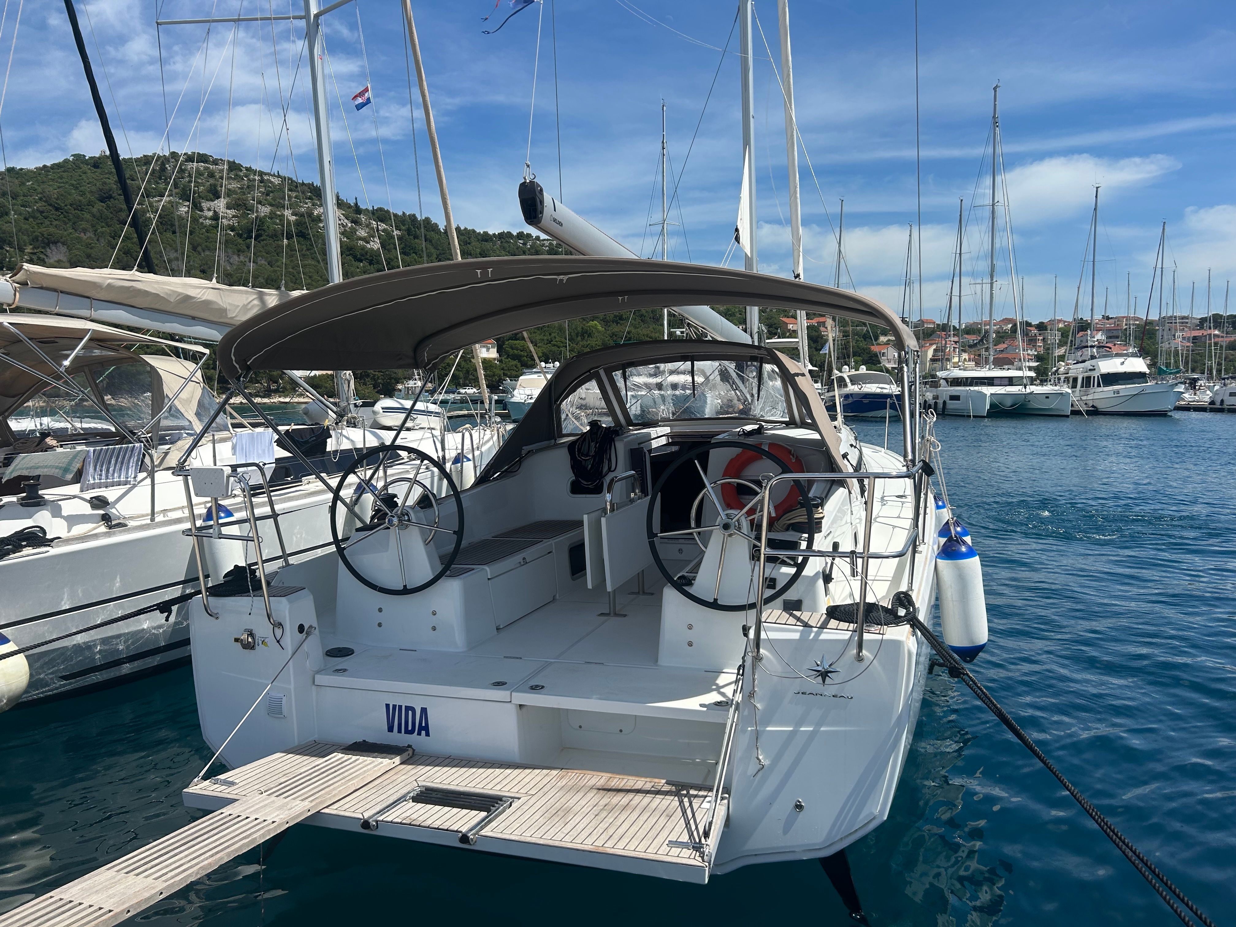 Jeanneau Sun Odyssey 380 | Vida