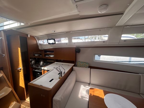 Jeanneau Sun Odyssey 380 | Vida