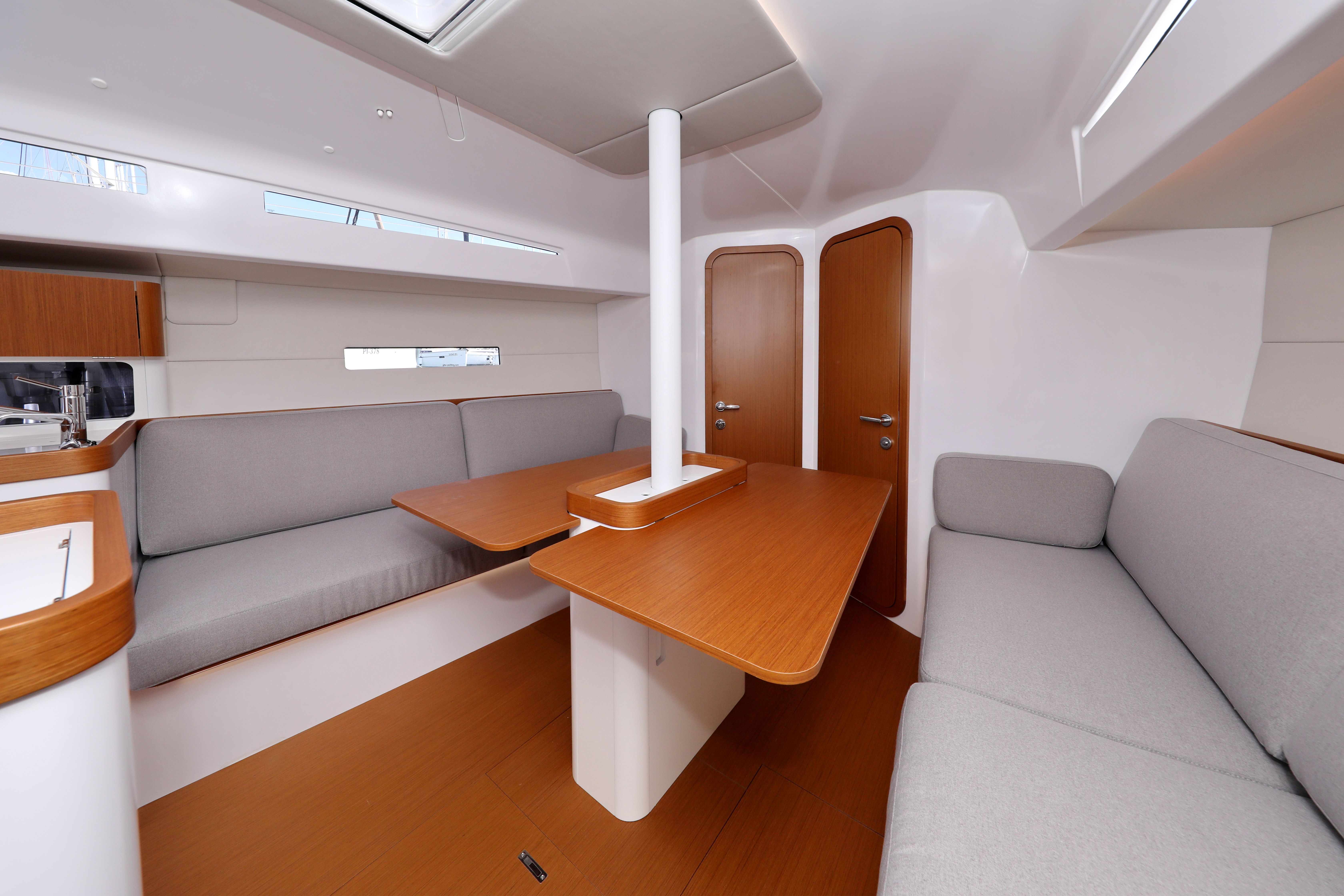 Beneteau First 36 | Katina