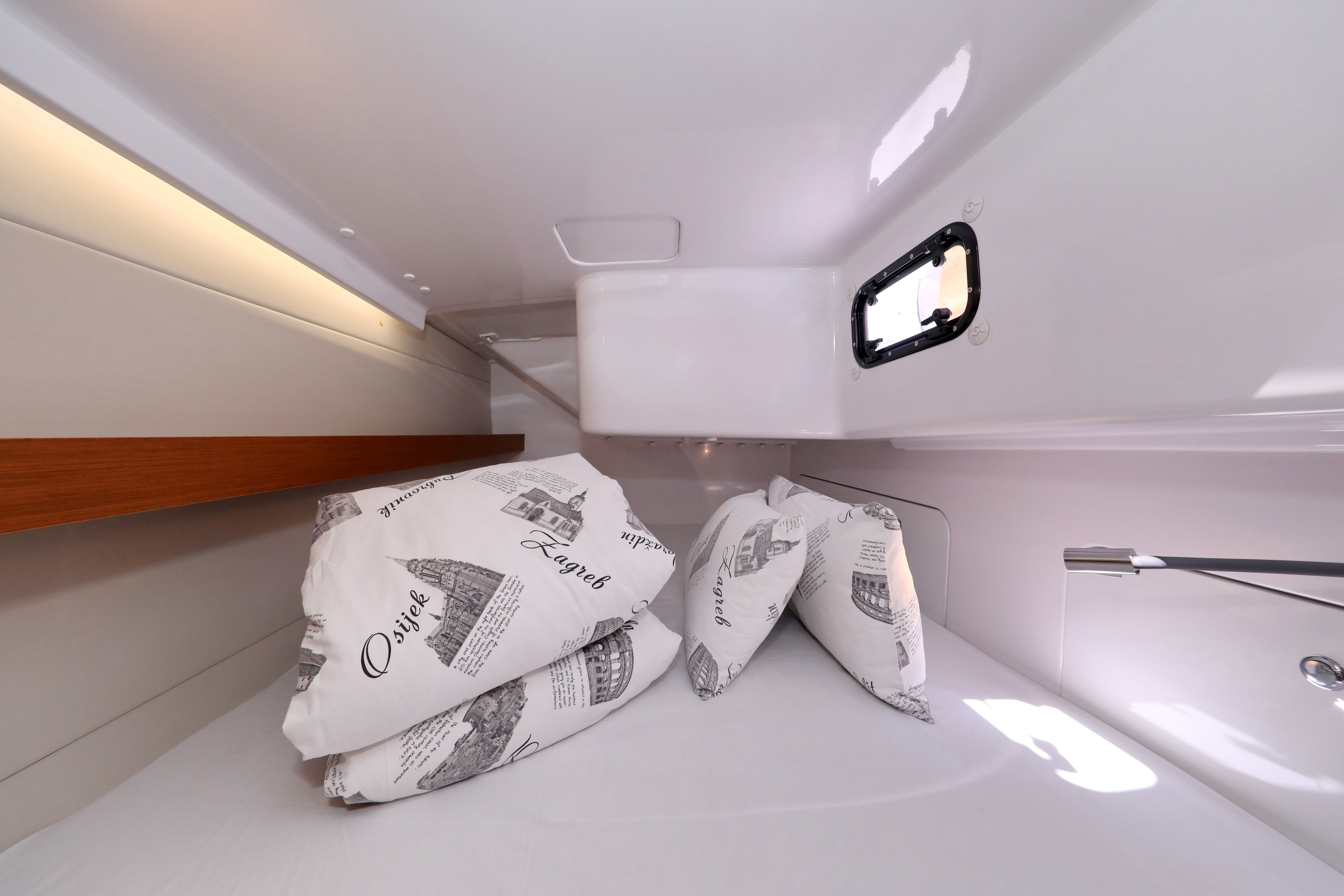 Beneteau First 36 | Katina