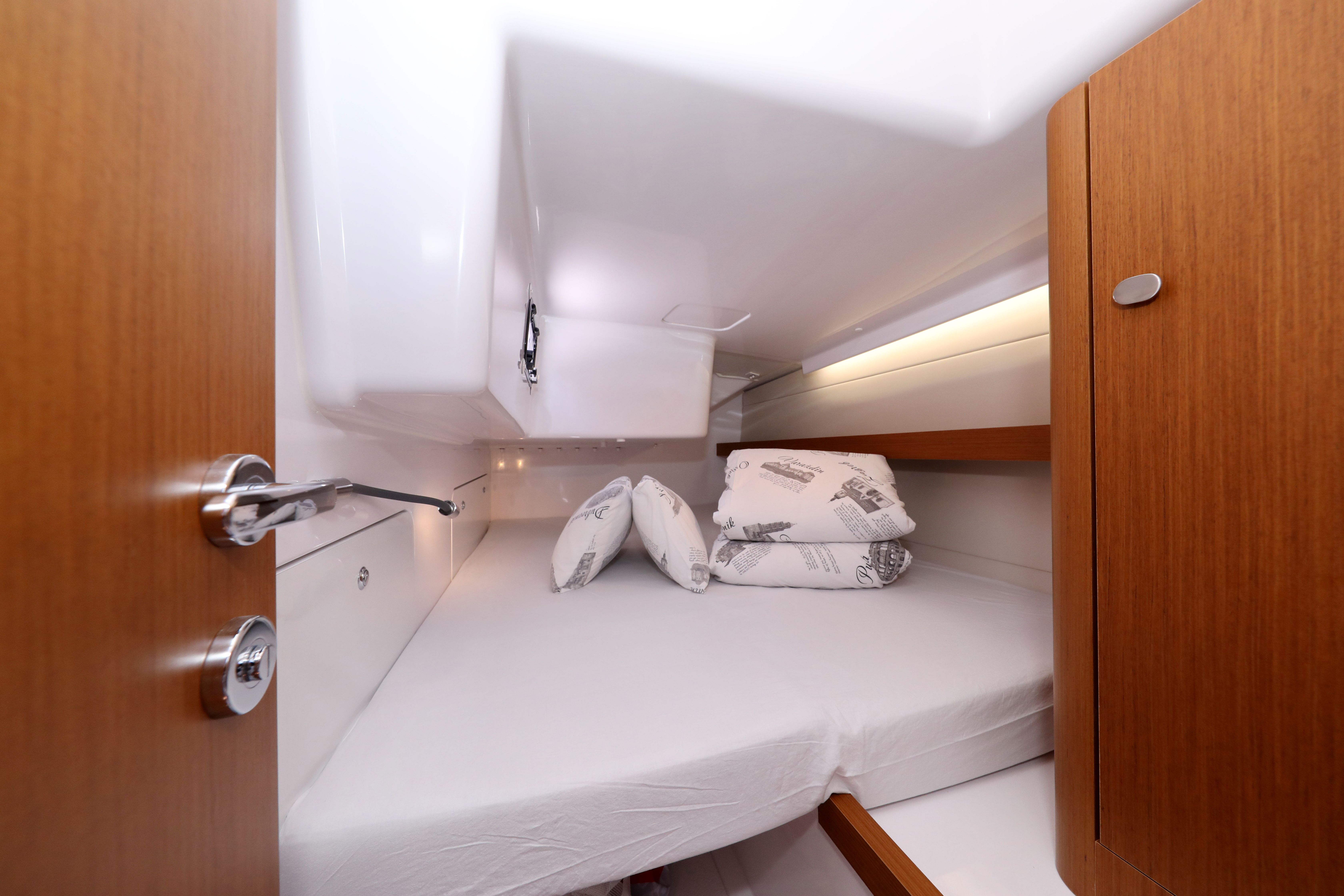 Beneteau First 36 | Katina