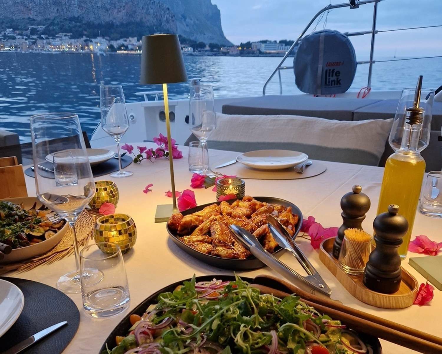 Fountaine Pajot Alegria 67 | Looma