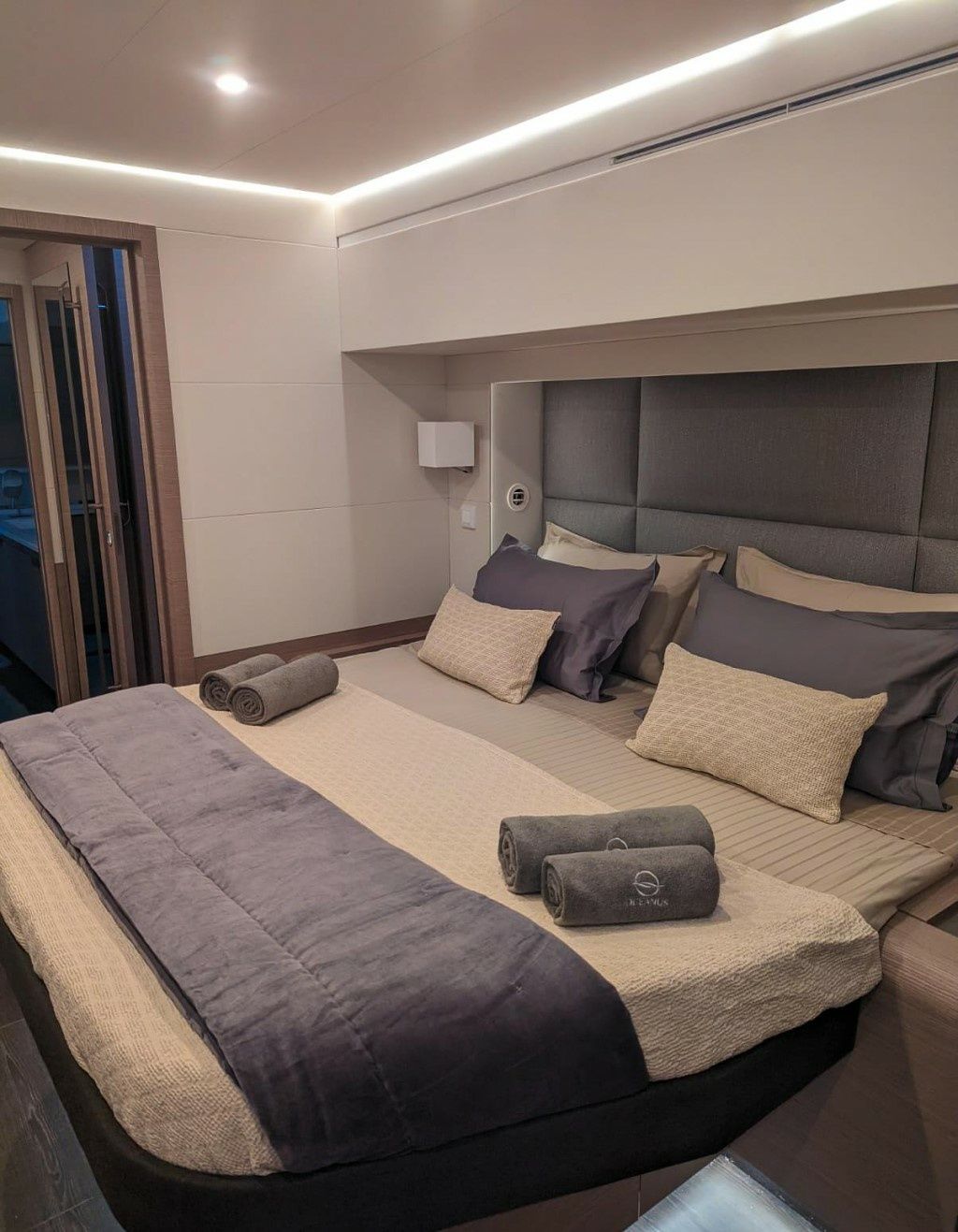 Fountaine Pajot Alegria 67 | Oceanus