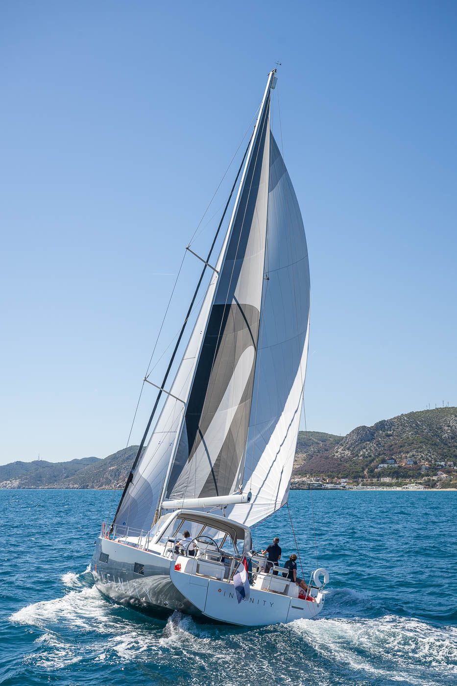 Beneteau Oceanis 60 | Infinity