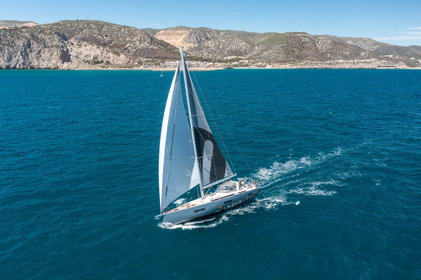 Beneteau Oceanis 60 | Infinity