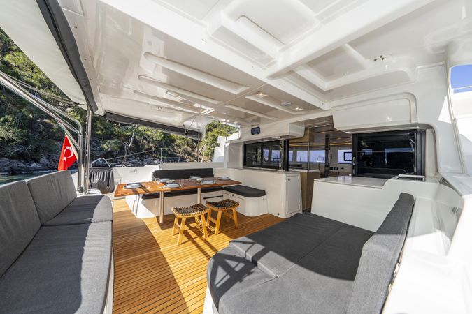 Lagoon 46 | Albatros Escape