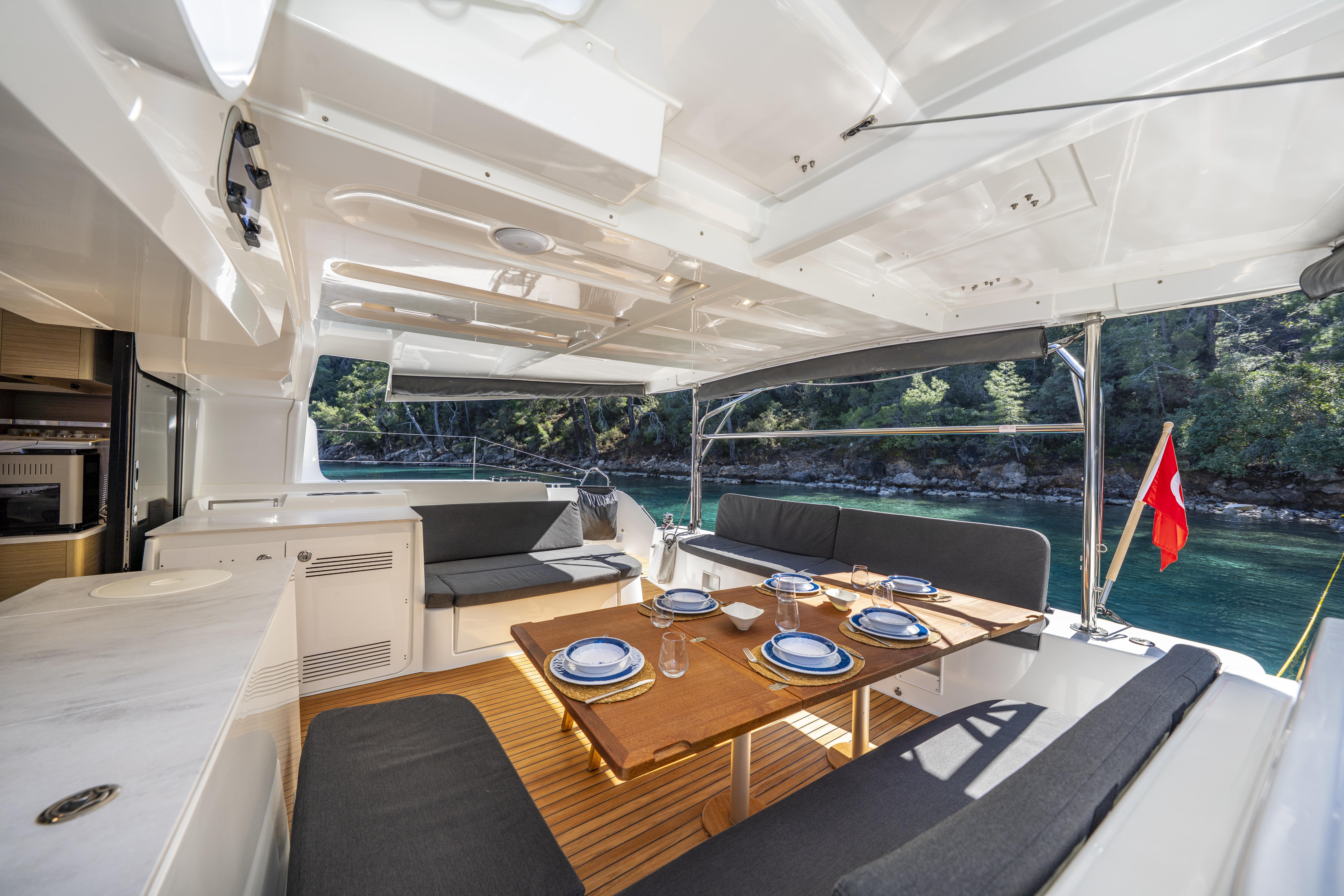 Lagoon 46 | Albatros Escape