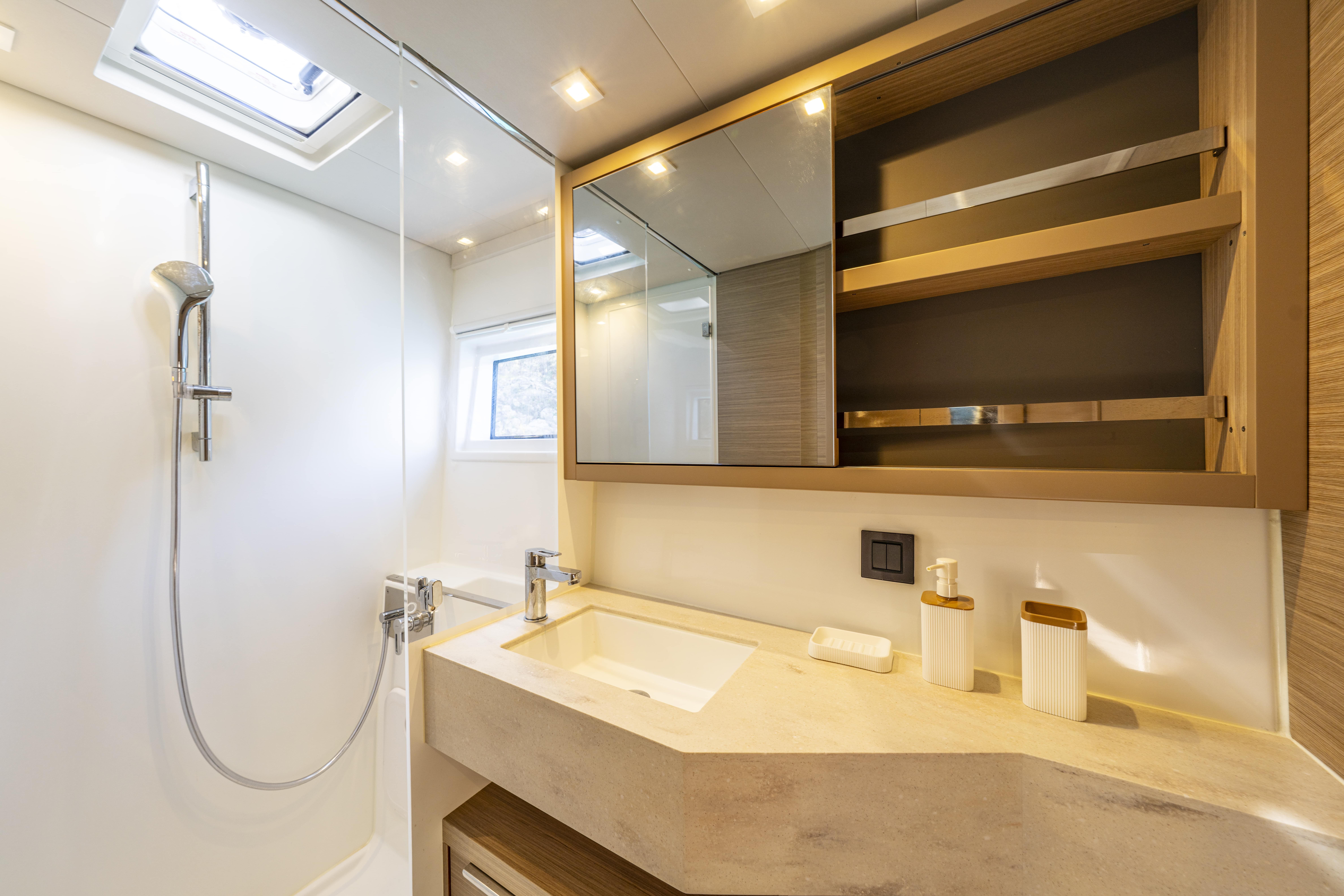 Lagoon 46 | Albatros Escape