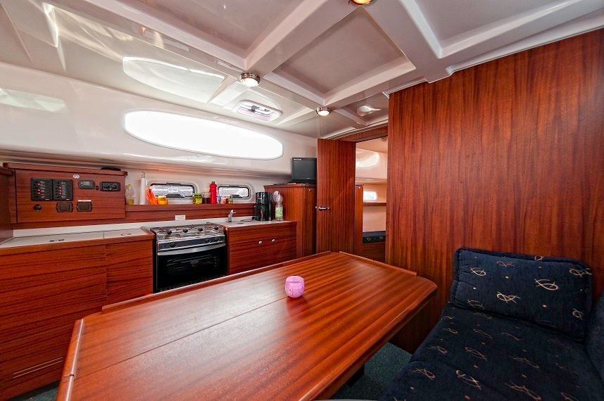 Delphia Escape 1050 | Constancia