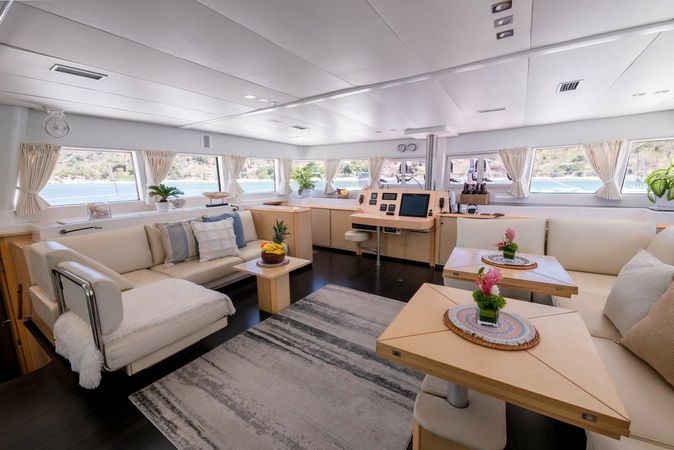 Lagoon 620 | Sip Sip