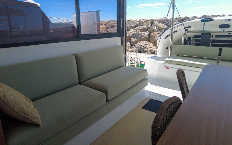 Bali Catspace | Black Swan