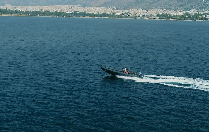 Technohull 999 | Tak